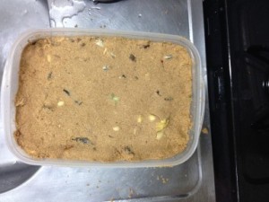 平らにならします(2.0リットル容器)
