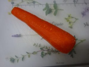 塩もみしたニンジン